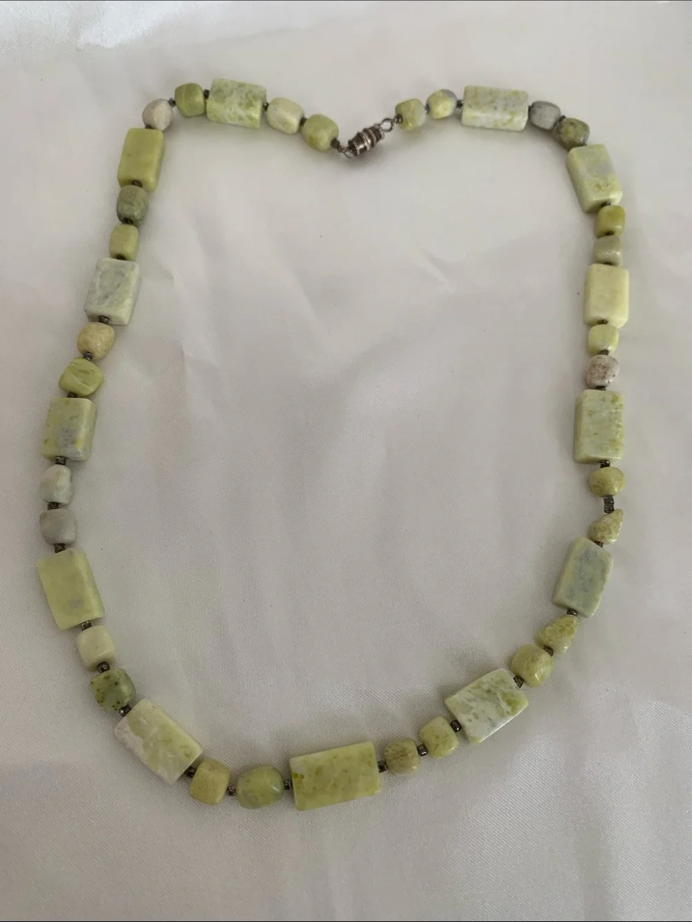 Vintage Genuine Serpentine Gemstone Necklace - Women Jewelry - Picture 7 of 7